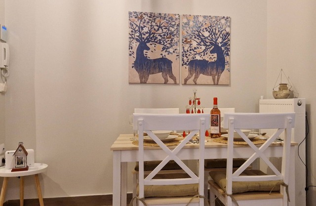 Cozy Athens Retreat. 2 Bedroom Modern Apartment
