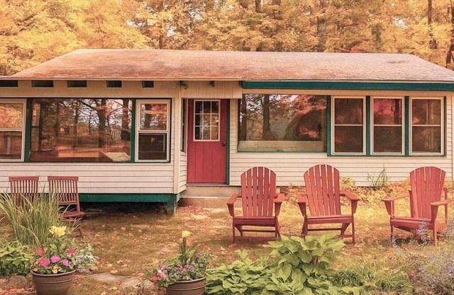 Escape to your cozy 2-bedroom cabin near Adirondack Park