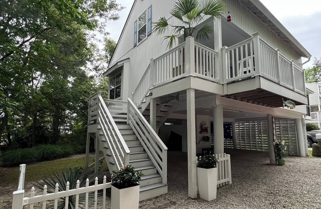 Cozy Beach Cottage near Bethany Beach, DE.