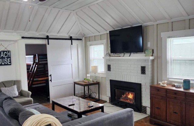 Cozy Beach House
