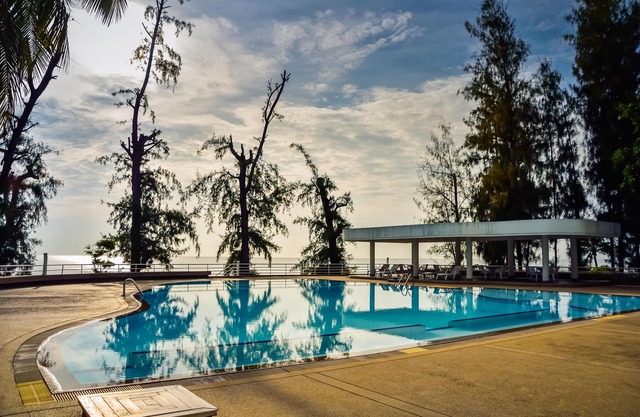 Acogedor condominio frente al mar con jacuzzi en el balcón