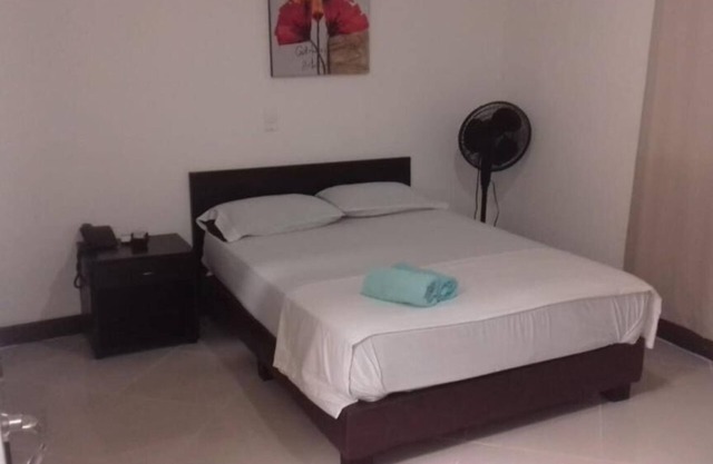 Hermosa Habitación Estandar Doble En Laureles - Estadio