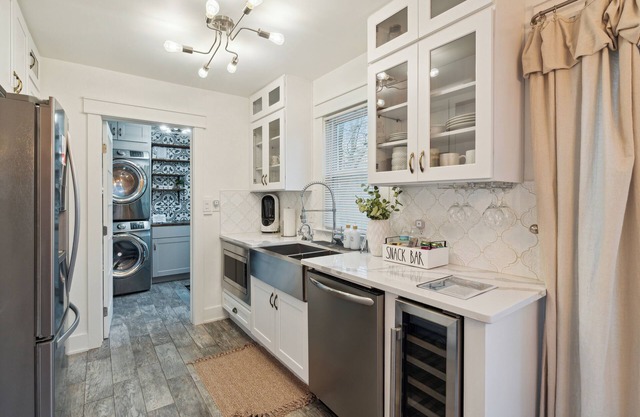 Cozy Birmingham Chalet: Walk to Town, 3BR, Office, Updated & Modern