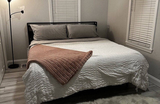 Cozy Boston Apartment