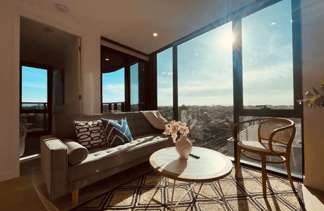Cozy Box Hill Apartment
