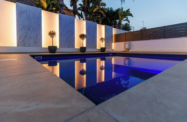 Cozy Breeze - Chic villa with amazing pool & bbq