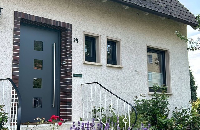 Cozy, bright vacation home with beautiful views, sunny balcony, tiled stove