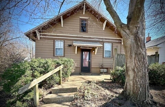 Cozy Bungalow