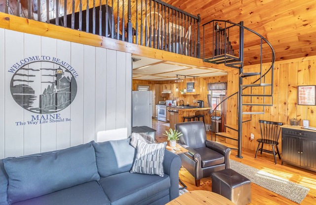 Cozy Cabin by the Creek - 7 Miles from Acadia National Park!