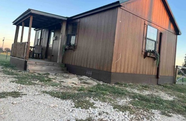 Cozy Cabin in the Cowboy Capital of the World - close to TSU