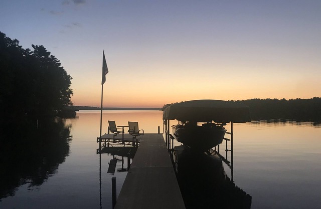 Cozy Cabin on Round Lake, Hayward WI