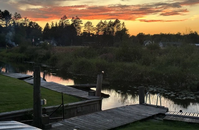 Cozy cabin on the canal of the Muskegon River. Outdoor persons paradise!