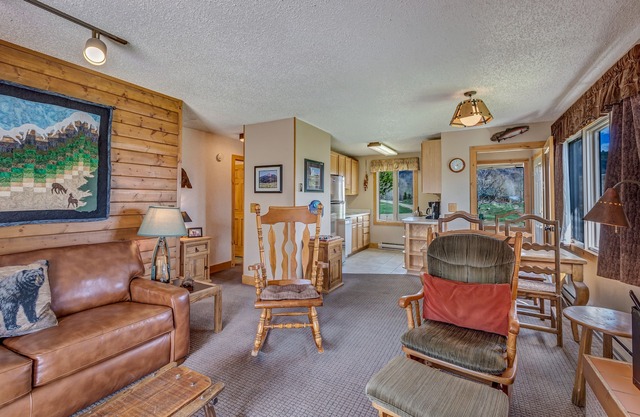 Cozy cabin tucked away in the mountains with beautiful view.