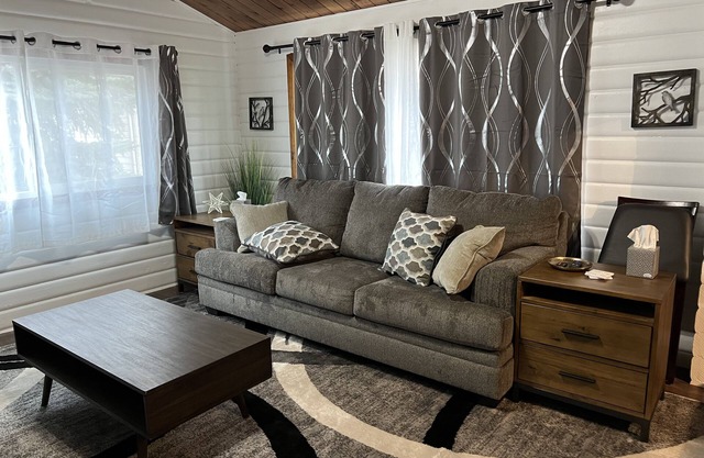 Cozy Cabin