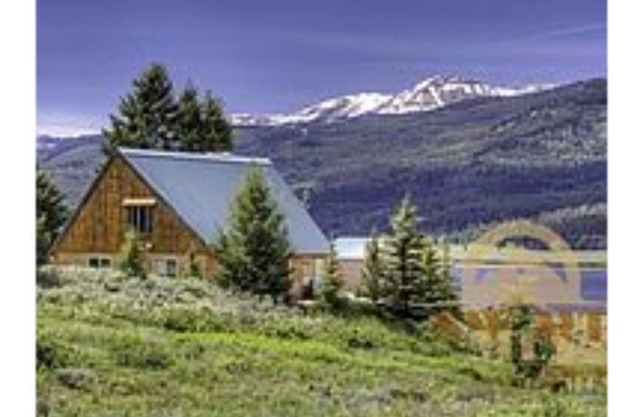 Cozy Cabin
