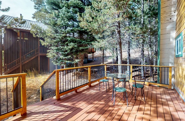 ¡NUEVO LISTADO! Acogedora cabaña cerca de esquí, senderismo, natación y lagos.