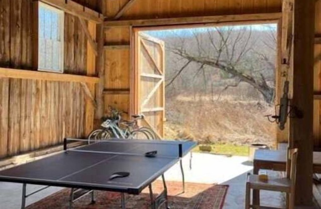 Cozy Catskills home near charming village & skiing