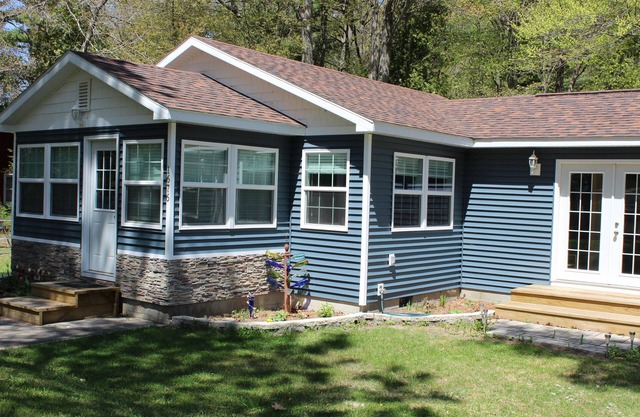 Cabaña recientemente remodelada junto a la pintoresca M22 por Lower Herring Lake