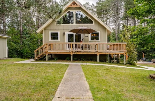 Cozy Chalet in the Heart of Northern Michigan