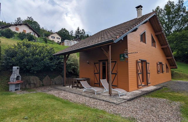 Chalet acogedor con WiFi, cerca de los Lagos y rutas panorámicas, ideal para familias