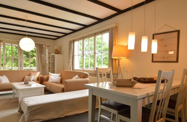 Cozy chalet with private garden near the forest