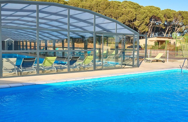 Chalet acogedor 3 hab, 2 baños, piscina climatizada, cerca de playa y viñedos