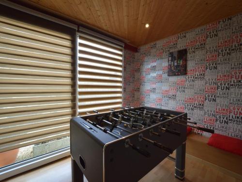 Cozy Chalet with Pond, Malmedy, cleaning included
