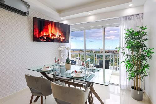 Cozy City Center 2BD Condo,