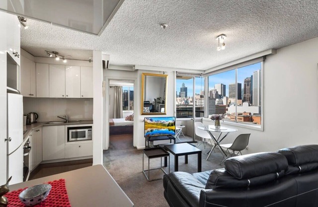 Modern City Living in Unbeatable Location