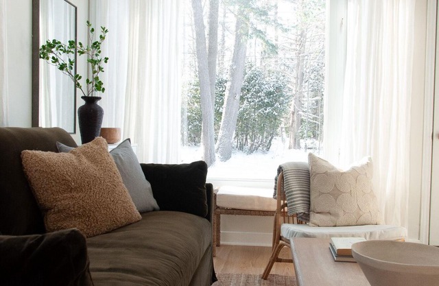 Cozy, Clean 3-bed-1-Bath Pet Friendly Cottage in The Kawarthas!