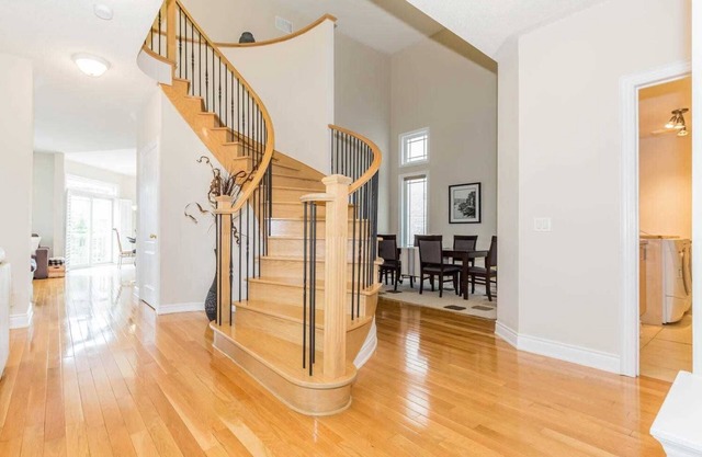 Cozy , clean house in heart of Aurora town , step to all different stores
