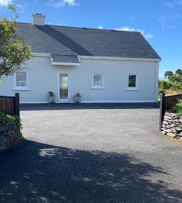 Cozy Coastal Cottage in Ballinskelligs, Kerry