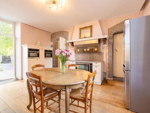 Cozy Comfort in Cerfontaine, cleaning included