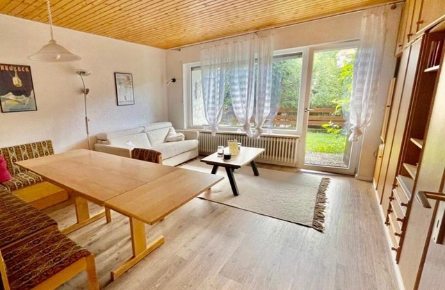 Cozy Condo, Ski in and Out