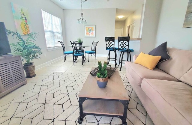 Cozy Corner Carolina Forest - 3 bedroom Lake View
