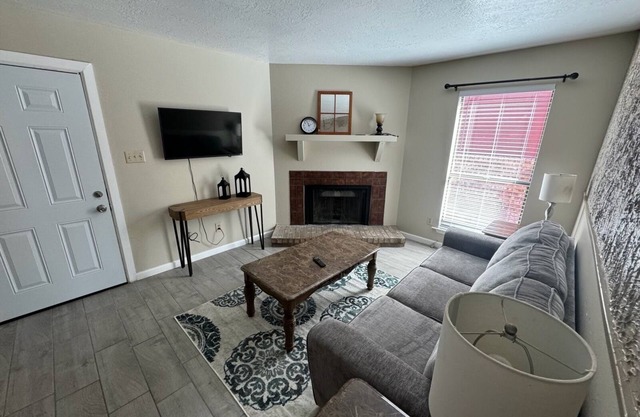 Cozy corporate apartment in Hobbs with WiFi, AC