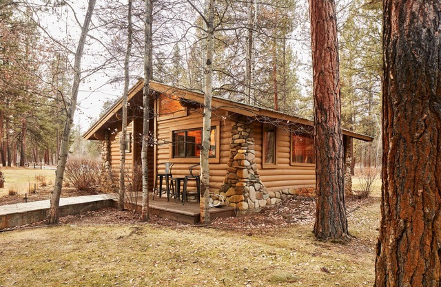 Cozy Cottage at The Bitterroot Mile Club