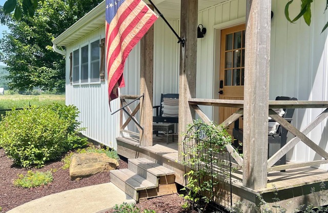 Cozy cottage off the banks of Timber Coulee Creek