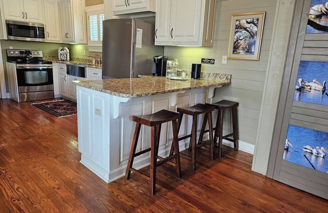 Cozy cottage in the heart of historic Saint Francisville