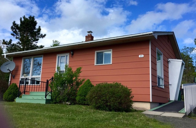 Acogedora casa de campo a 6 minutos de la ciudad de Antigonish en la carretera 337.
