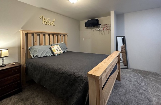 Cozy Cove Country Apartment