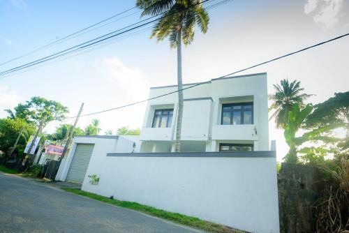 Cozy Deluxe Room Near Ambalangoda Beach