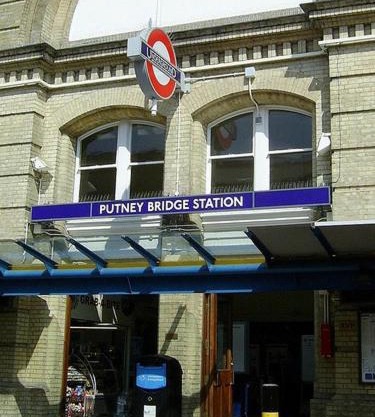 Cozy Double Room Next to Putney Bridge and High Street