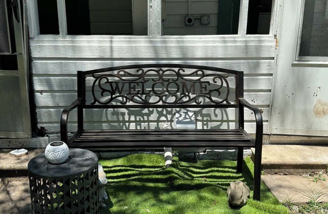 Cozy Duplex near Downtown Ardmore