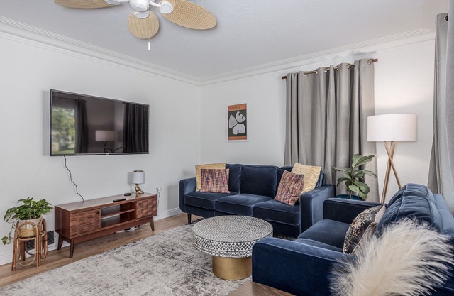 Cozy, eclectic house near downtown Nampa, ID.