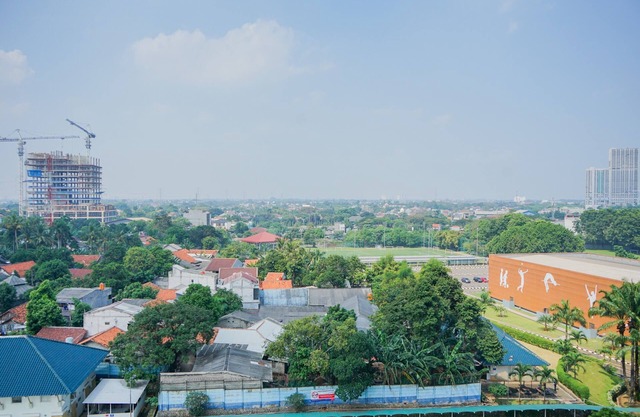 Cozy Emerald Bintaro Studio Apartment near British International School
