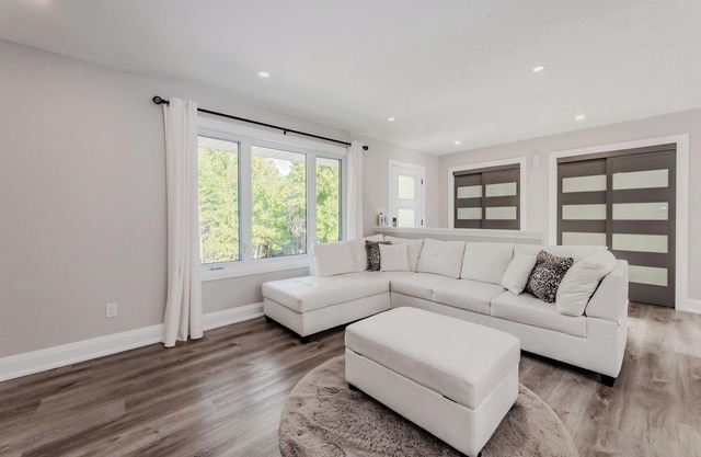 Cozy escape near Lake Huron!