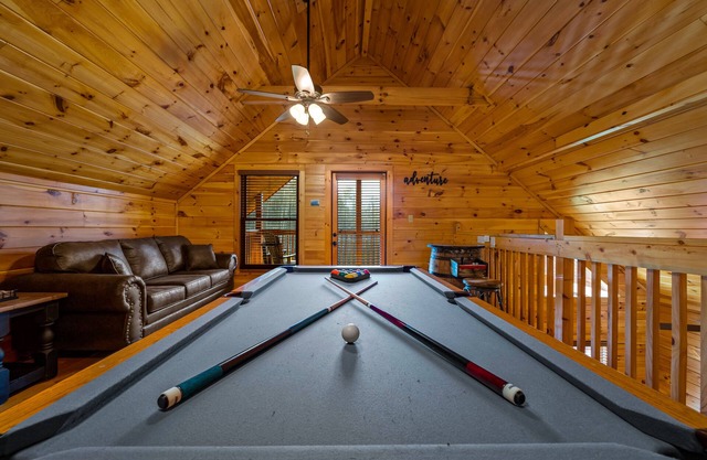 Save This August! Quiet & Cozy King Beds Games Hot Tub Easy Access!
