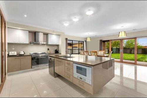 Cozy family home near suft coast 6 beds