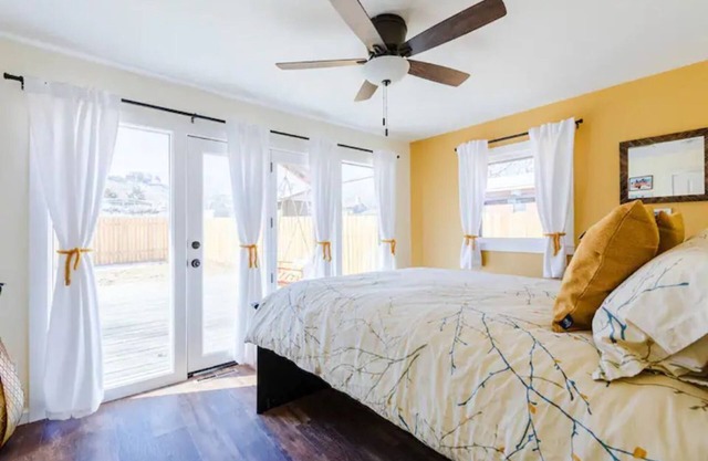 Cozy family retreat: relax & explore